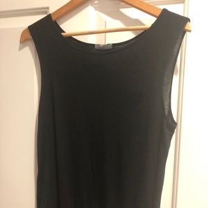 JAMES PERSE NO SLEEVE Top size 4